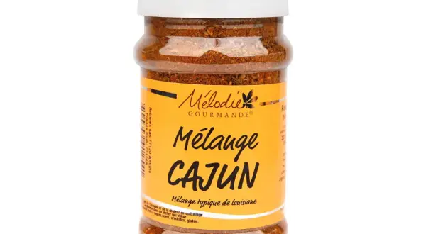 Bouteille de mélange d'épice cajun de la marque Mélodie Gourmande, typique de Louisiane.